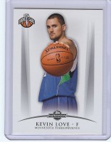 2008-09 Topps Hardwood #105B Kevin Love Posing